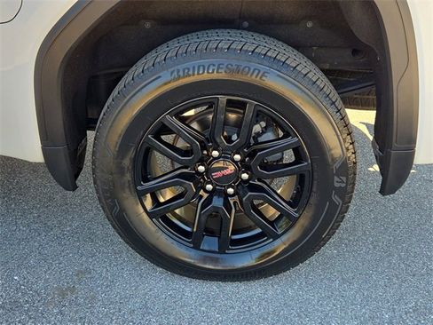 Certified 2022 GMC Sierra 1500 Elevation image 7