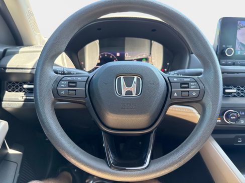 Used 2023 Honda Accord EX image 25
