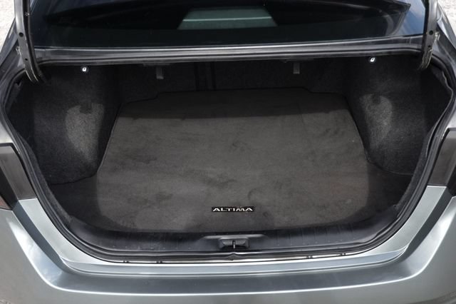 Used 2020 Nissan Altima 2.5 SR FWD image 26