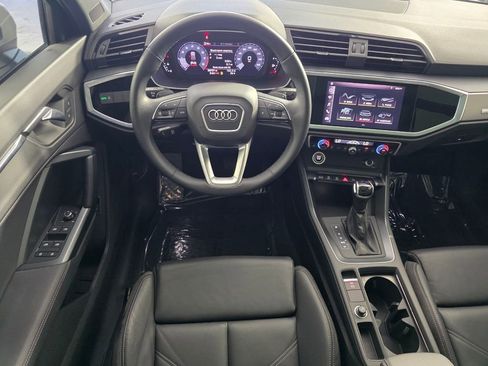 Used 2021 Audi Q3 2.0T Premium w/ Convenience Package AWD/4WD image 13