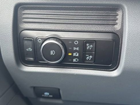 Certified 2025 Ford F350 XLT w/ 360-Degree Camera Package image 18