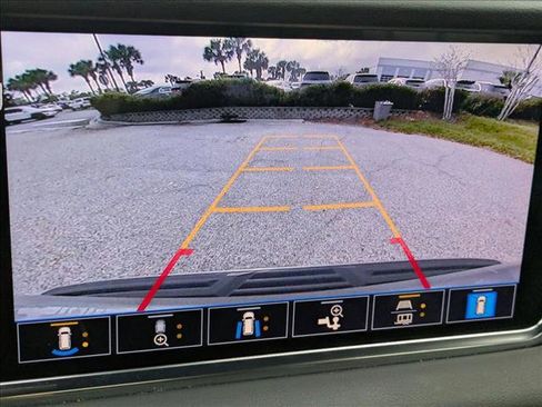 Used 2021 GMC Yukon Denali RWD image 14