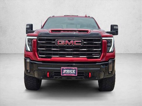 Used 2024 GMC Sierra 2500 AT4X AWD/4WD image 2