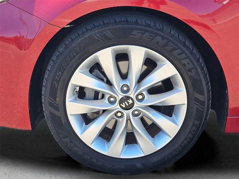 Used 2018 Kia Optima S w/ Panoramic Sunroof Package image 11