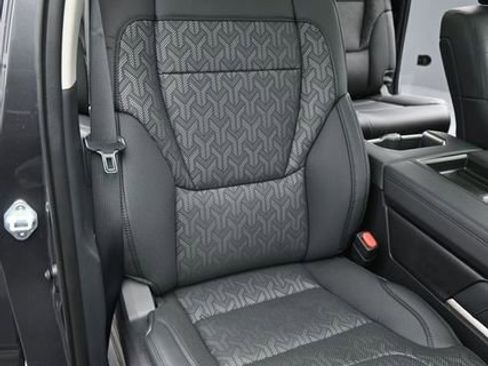 Used 2023 Toyota Tundra Limited image 18