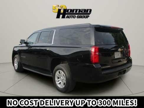 Used 2018 Chevrolet Suburban LT AWD/4WD image 3