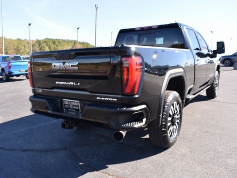 Used 2024 GMC Sierra 2500 Denali Ultimate w/ Max Trailering Package image 3