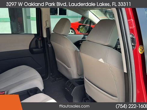 Used 2015 MAZDA MAZDA5 Sport FWD image 36