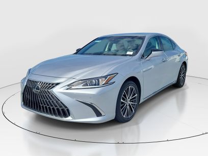 Certified 2025 Lexus ES 350 w/ Premium Package