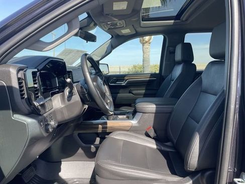 Used 2023 Chevrolet Silverado 1500 LT Trail Boss w/ LT Trail Boss Premium Package image 18