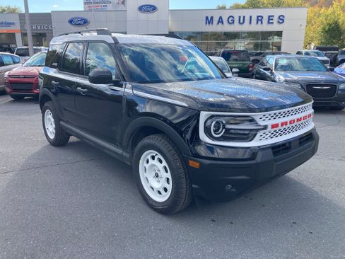 New 2025 Ford Bronco Sport Heritage w/ Convenience Package image 3