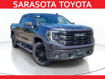 Used 2022 GMC Sierra 1500 Elevation w/ LPO, Elevation Black Package