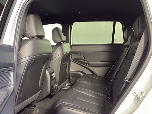 New 2026 Jeep Cherokee Limited AWD/4WD image 9