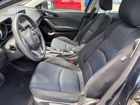 Used 2016 MAZDA MAZDA3 i Sport w/ Preferred Equipment Package FWD image 4