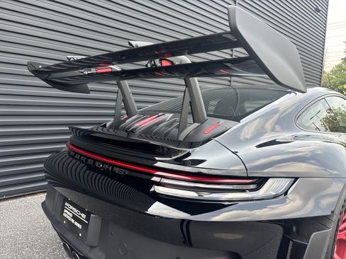 Certified 2025 Porsche 911 GT3 RS RWD image 24