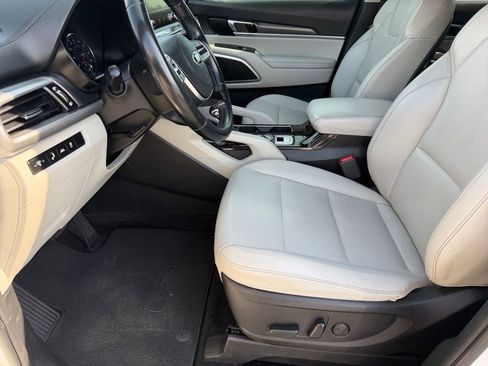 Used 2020 Kia Telluride S image 10
