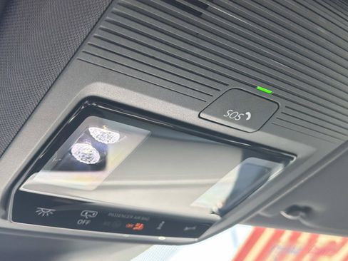 Certified 2023 Volkswagen ID.4 Pro RWD image 28