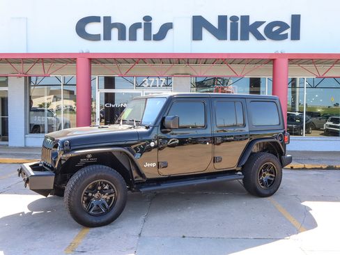 Used 2018 Jeep Wrangler Unlimited Sport S AWD/4WD image 1