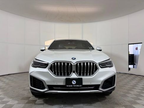 Used 2023 BMW X6 xDrive40i w/ Premium Package image 2