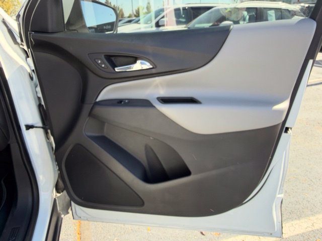 Used 2020 Chevrolet Equinox LT FWD image 33