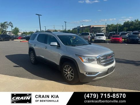 Used 2019 GMC Acadia SLE FWD image 9