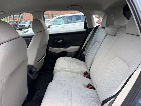 Used 2023 Honda HR-V LX image 7