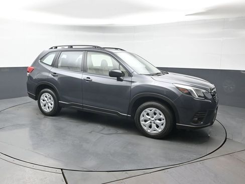 Used 2023 Subaru Forester AWD/4WD image 8