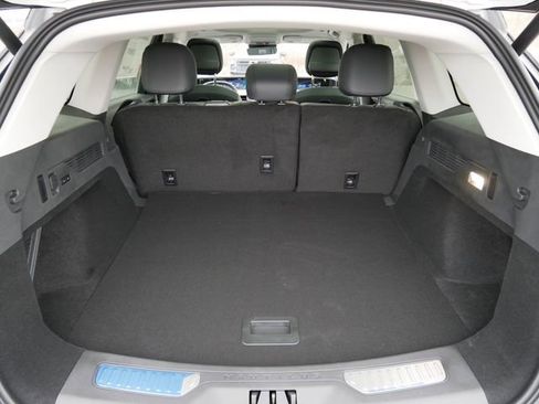 New 2026 Lincoln Nautilus Reserve AWD/4WD image 10