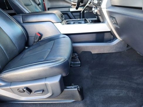 Used 2022 Ford F450 Lariat w/ Lariat Value Package image 13