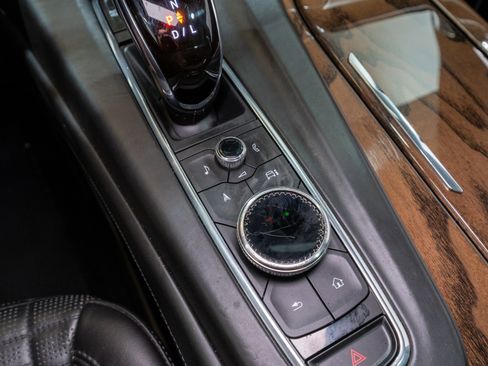 Used 2021 Cadillac Escalade ESV Sport Platinum AWD/4WD image 27