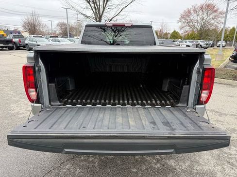 Used 2024 GMC Sierra 1500 Elevation AWD/4WD image 9