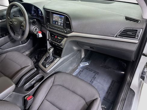 Used 2018 Hyundai Elantra SEL image 29