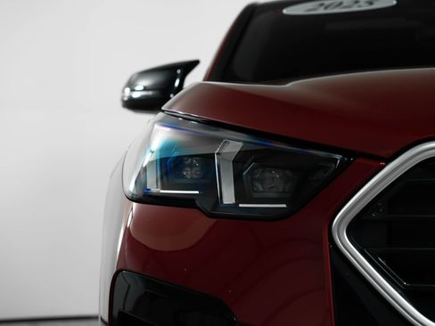 Used 2025 BMW X2 M35i image 11