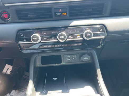 Used 2025 Honda Pilot EX-L image 20