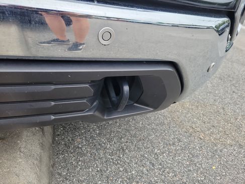 Used 2019 GMC Sierra 1500 SLT w/ SLT Premium Plus Package AWD/4WD image 5