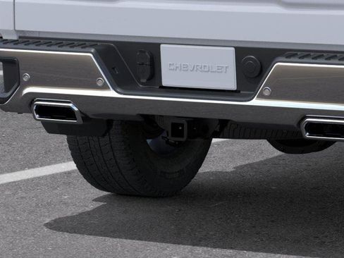 New 2026 Chevrolet Silverado 1500 LTZ w/ LTZ Premium Package AWD/4WD image 14