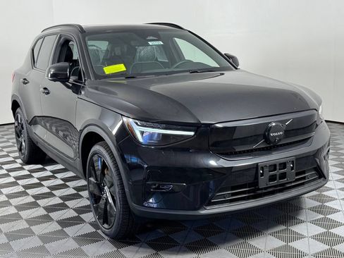 New 2026 Volvo EX40 Ultra AWD/4WD image 3