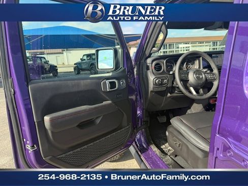 New 2026 Jeep Wrangler Unlimited Rubicon image 9