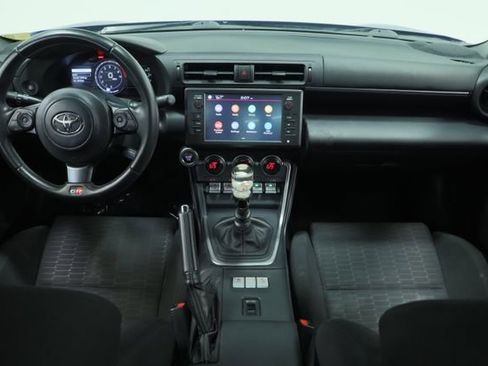 Used 2023 Toyota GR86 RWD image 11