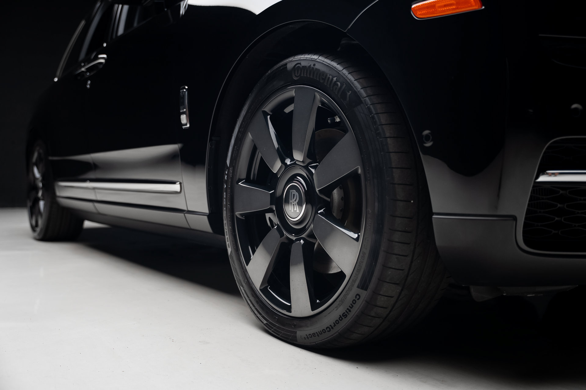 Used 2022 Rolls-Royce Cullinan w/ Technology Package AWD/4WD image 83