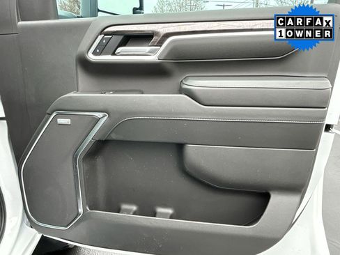 Used 2025 Chevrolet Silverado 3500 LTZ w/ LTZ Plus Package image 29