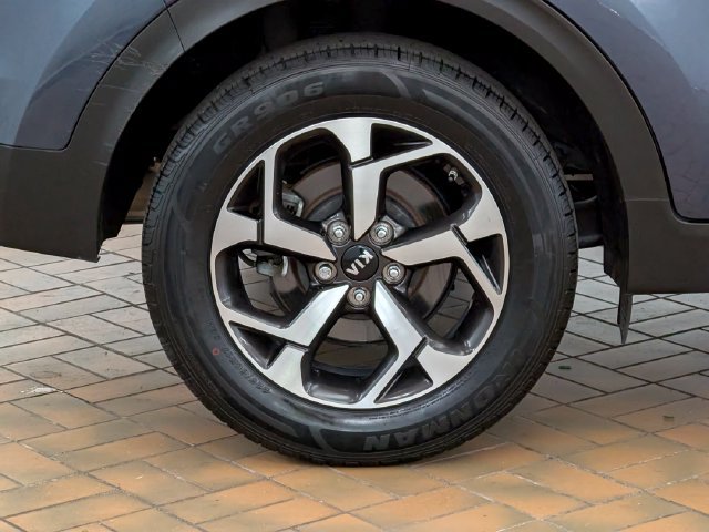 Used 2021 Kia Sportage LX AWD/4WD image 9