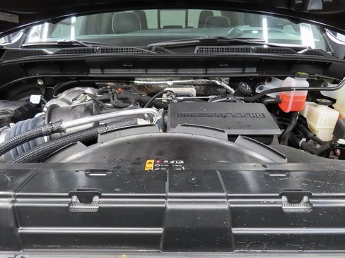 Used 2025 GMC Sierra 2500 AT4X w/ AT4X AEV Edition image 33