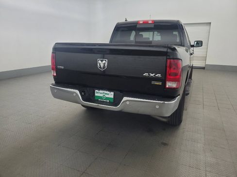 Used 2018 RAM 1500 Classic SLT AWD/4WD image 7