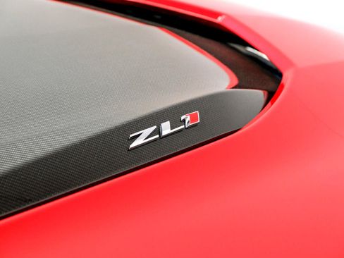 Used 2017 Chevrolet Camaro ZL1 image 37
