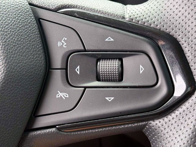 Used 2023 Chevrolet TrailBlazer LT w/ Convenience Package AWD/4WD image 23