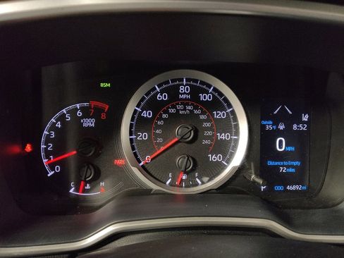 Used 2021 Toyota Corolla SE w/ SE Preferred Package image 23