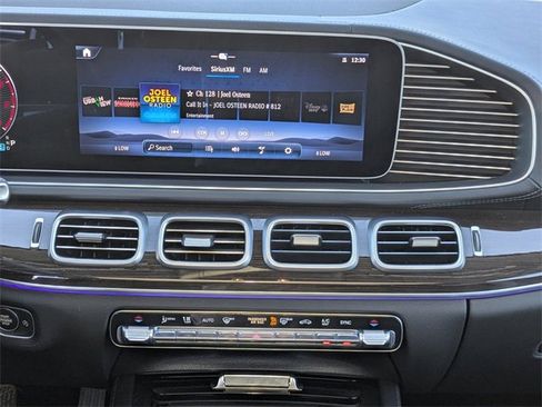 Used 2024 Mercedes-Benz GLS 450 4MATIC image 20