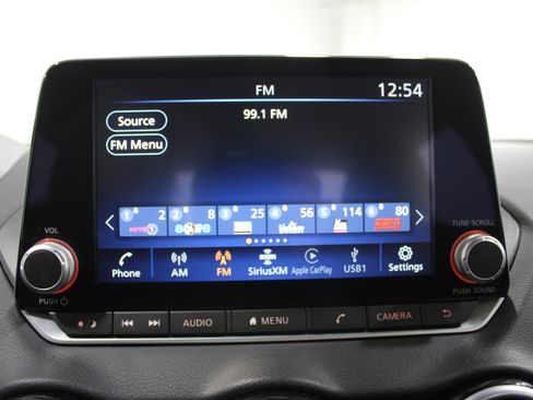 Used 2024 Nissan Sentra SR w/ SR Premium Package image 13