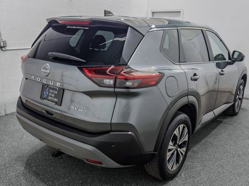 Used 2023 Nissan Rogue SV image 8